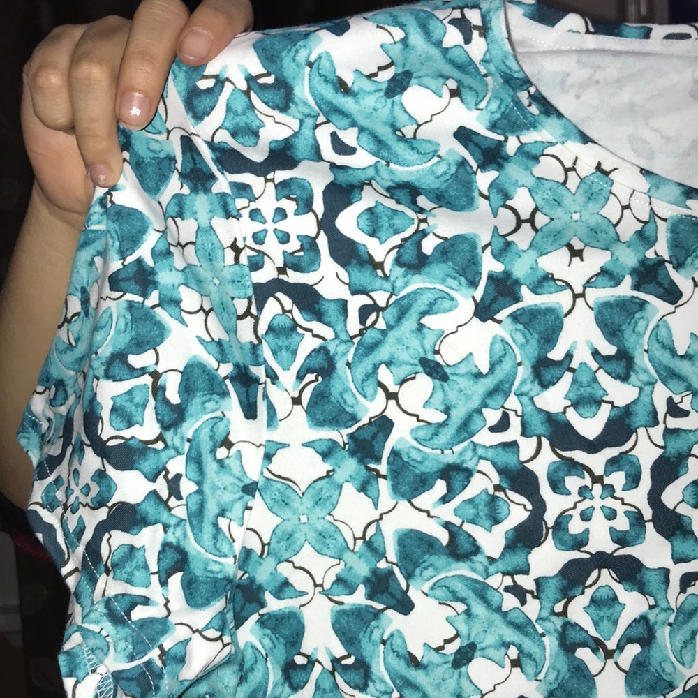 Patterned Shirt - Picture 2 of 3